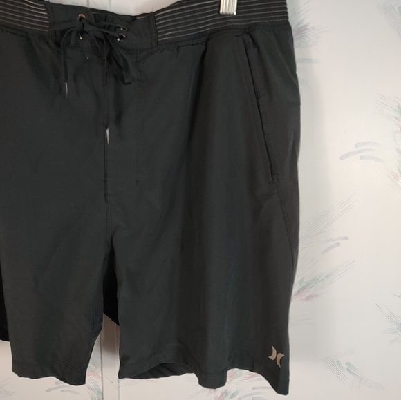 Hurley Mens Phantom Black Board Shorts XL - Picture 3 of 12
